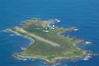 Dog Island enroute to Stewart Island2. John and Kathy. Mar 09
