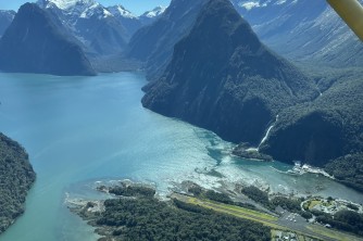Overhead Milford