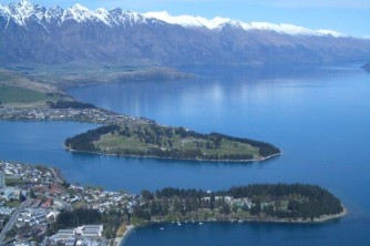 Queenstown Lake Wakatipu and the Remarkable Mountains2. From the Gondola. Pam and Simon. Oct. 10